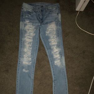 American eagle distressed light washed jeans